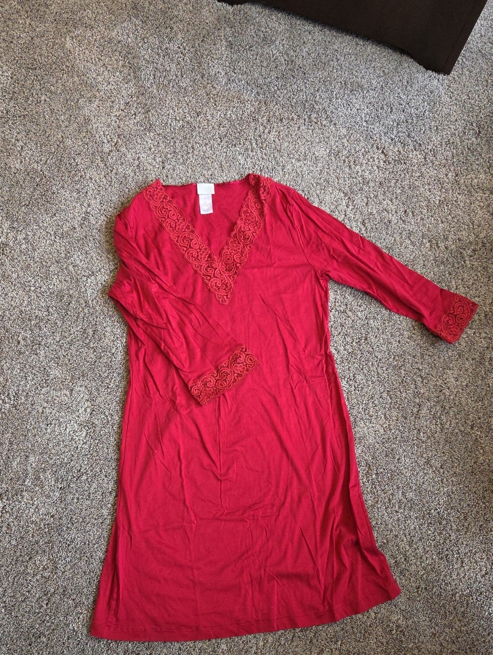 Hanro Red Lace Trim Nightgown
